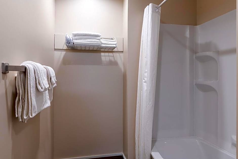 Ogunquit Hotel and Suites