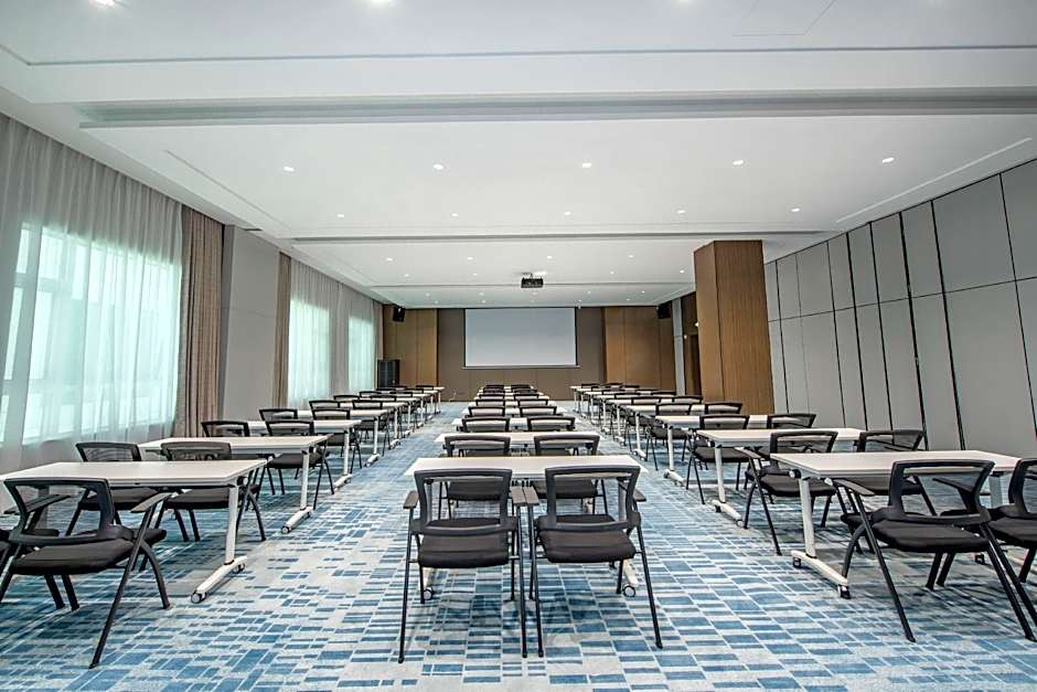 Holiday Inn Express Yinchuan Lanxi Valley Plaza By IHG