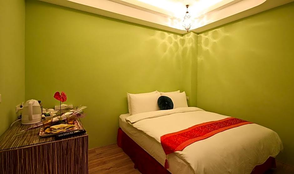 Moroccan Holiday Suite