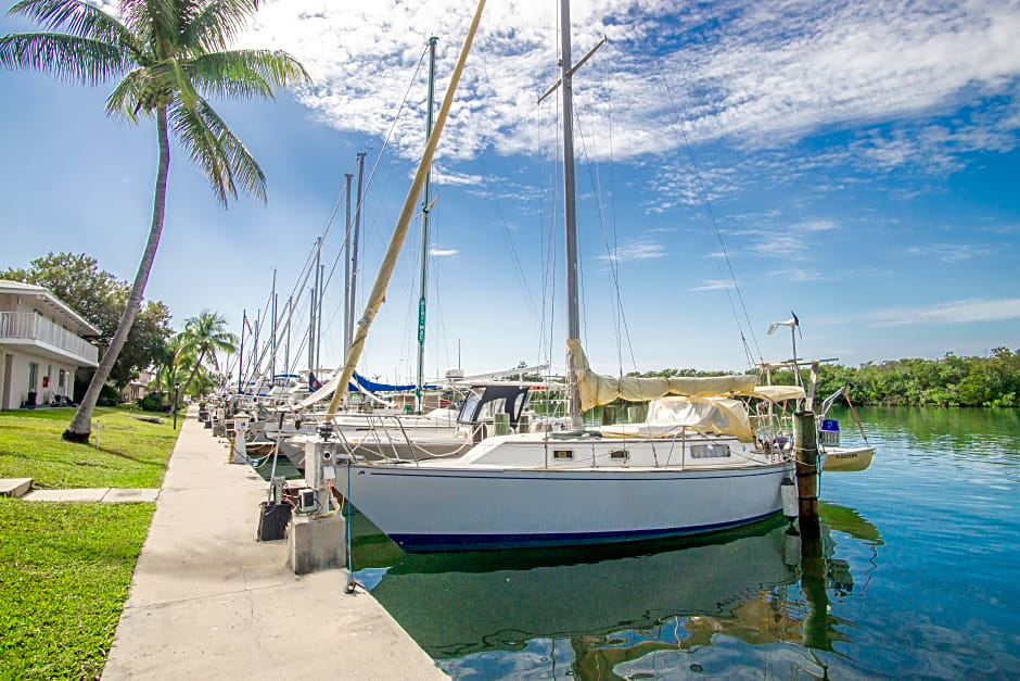 Skipjack Resort & Marina