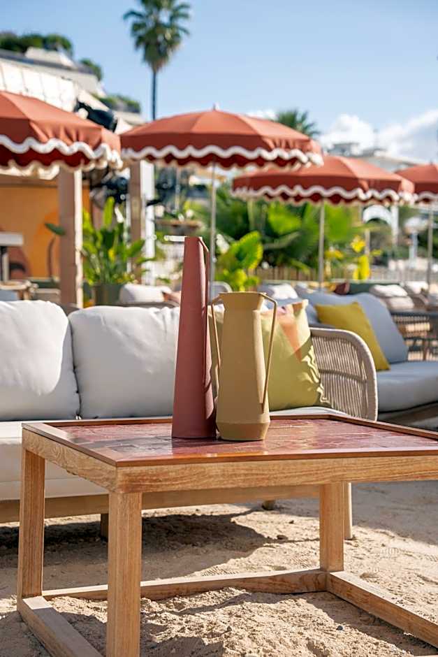 Holiday Inn Resort Nice Port St Laurent By IHG