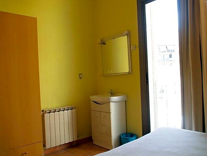 Hostal Delfos