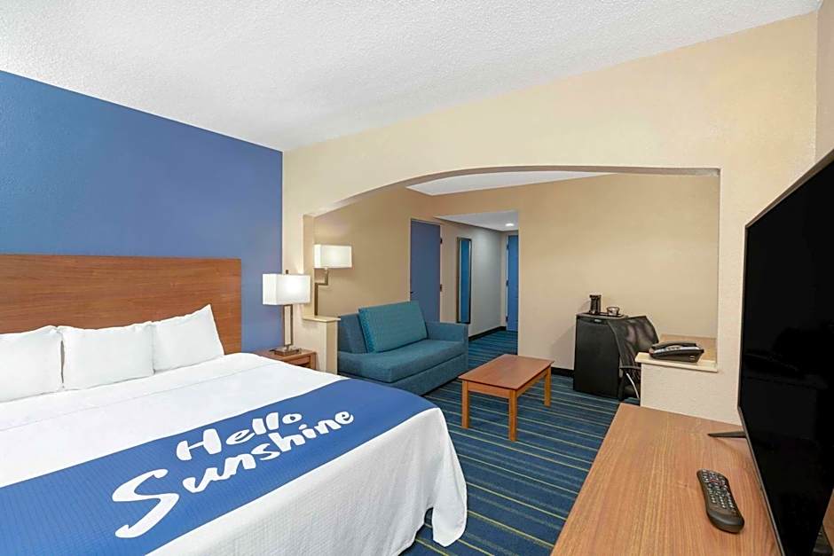 Days Inn by Wyndham Panama City