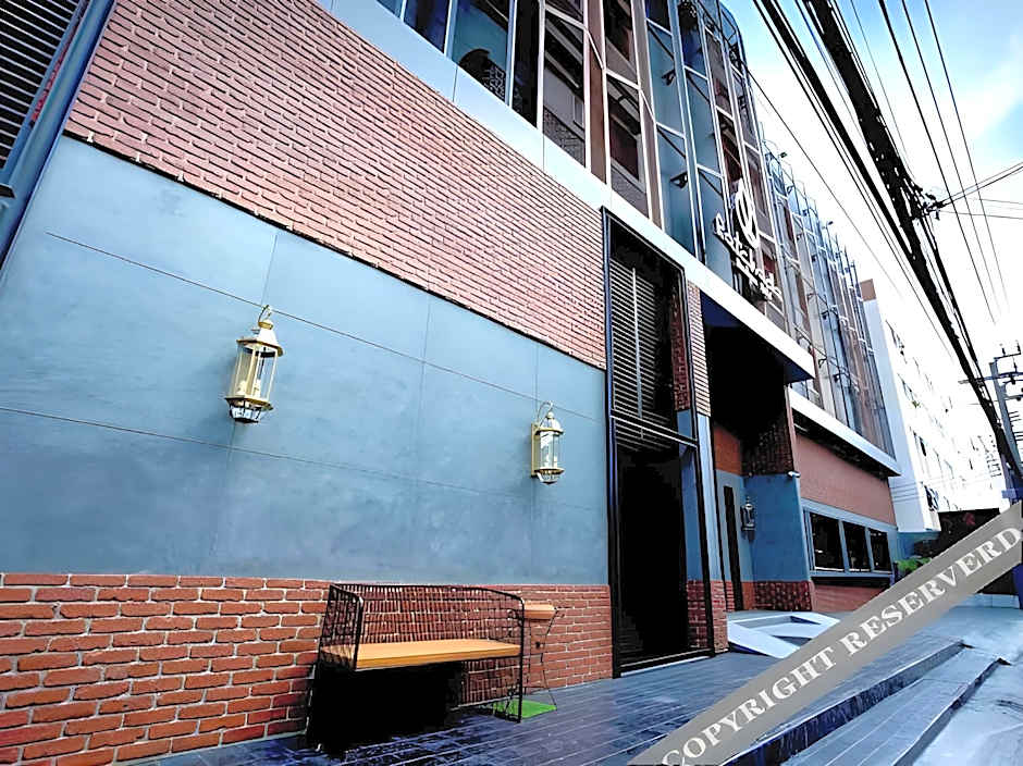 Ratchada Boutique Hotel