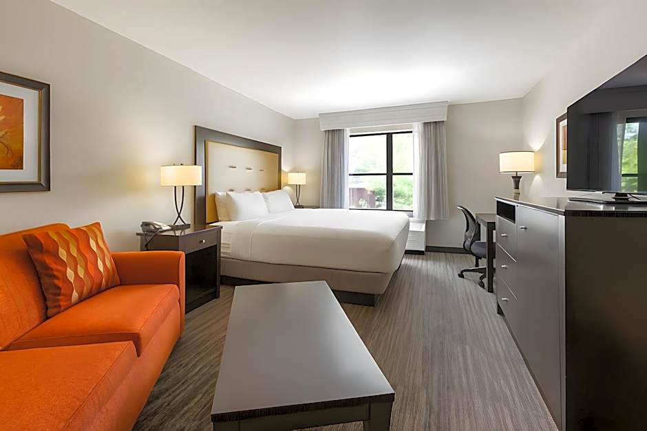 Photo 1 of 4 of Quadruple Room - Non Smoking