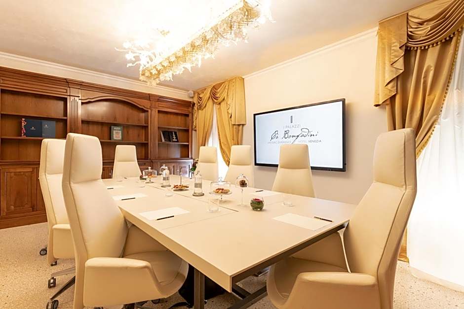 Ca' Bonfadini Historic Experience