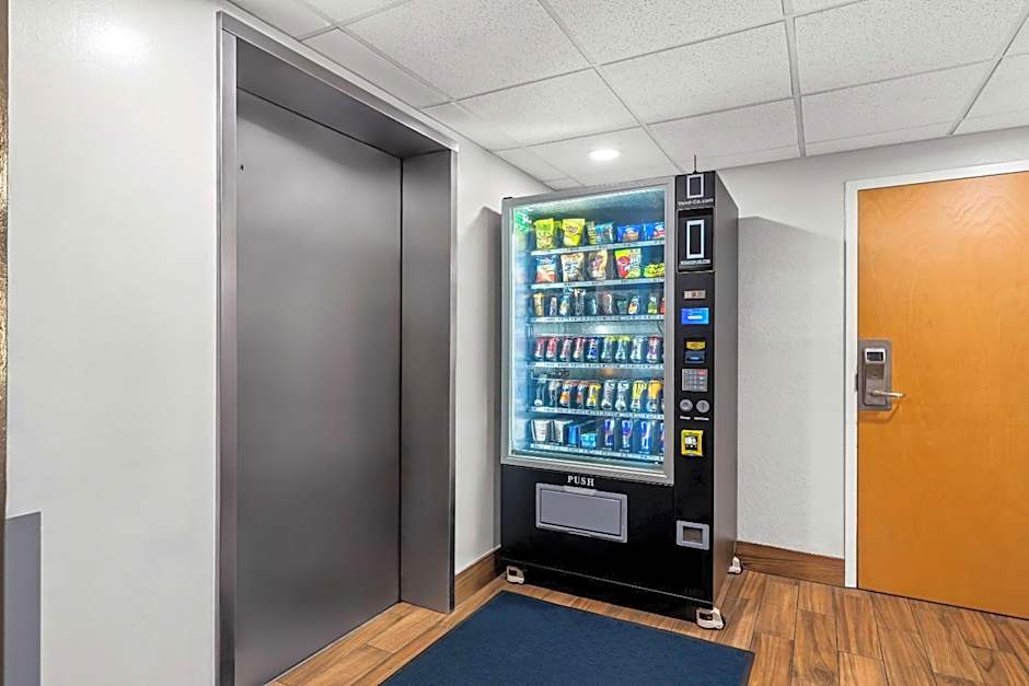 Quality Inn & Suites Biloxi - Ocean Springs