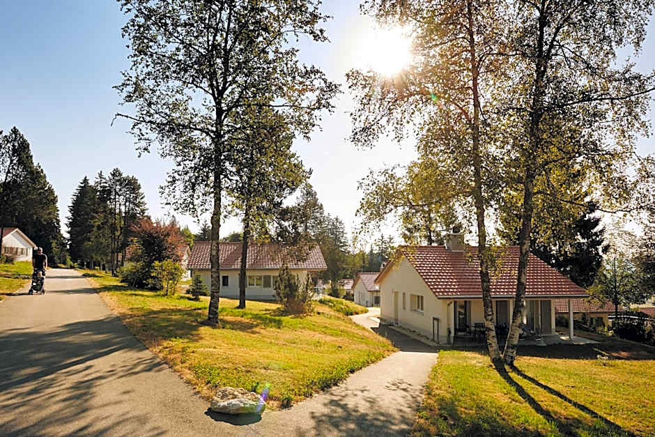 Reka-Feriendorf Montfaucon