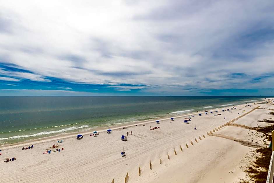 Crystal Shores West 202