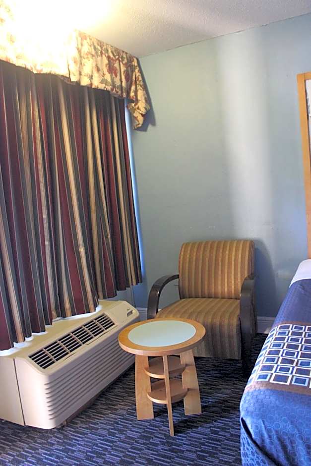 Tampa Inn Near Busch Gardens