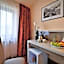 Ariston & Ariston Patio Hotel
