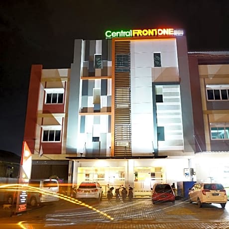 Central Front One Inn Jakarta Airport