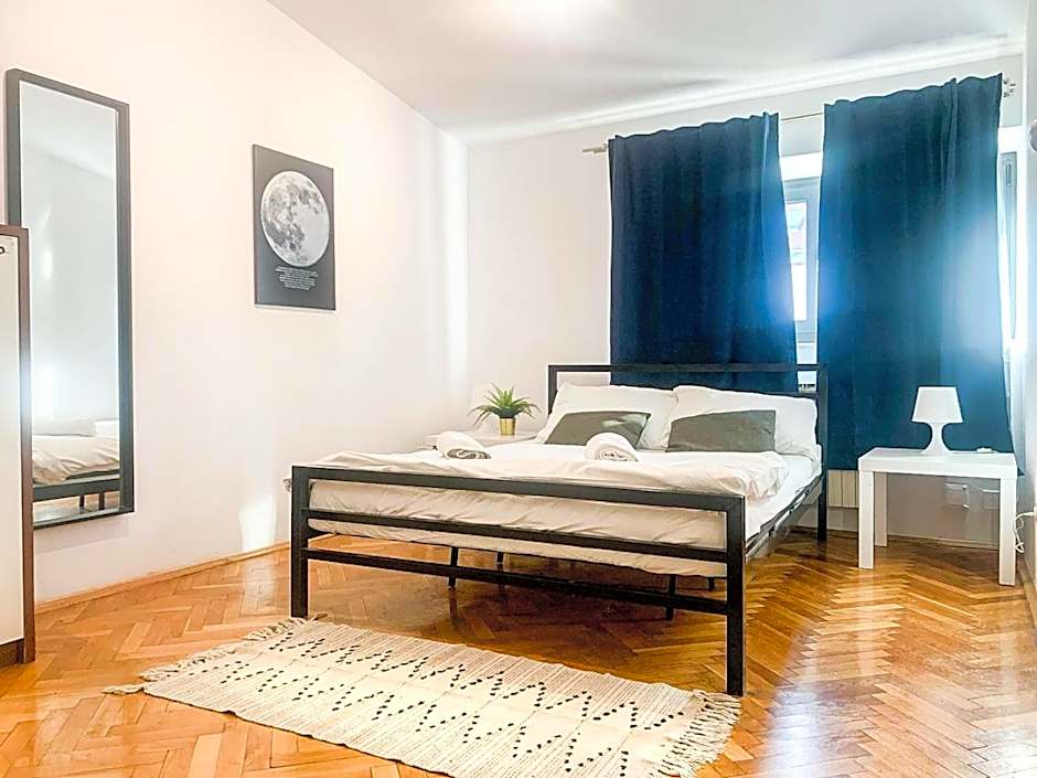 Whole Wide World Hostel