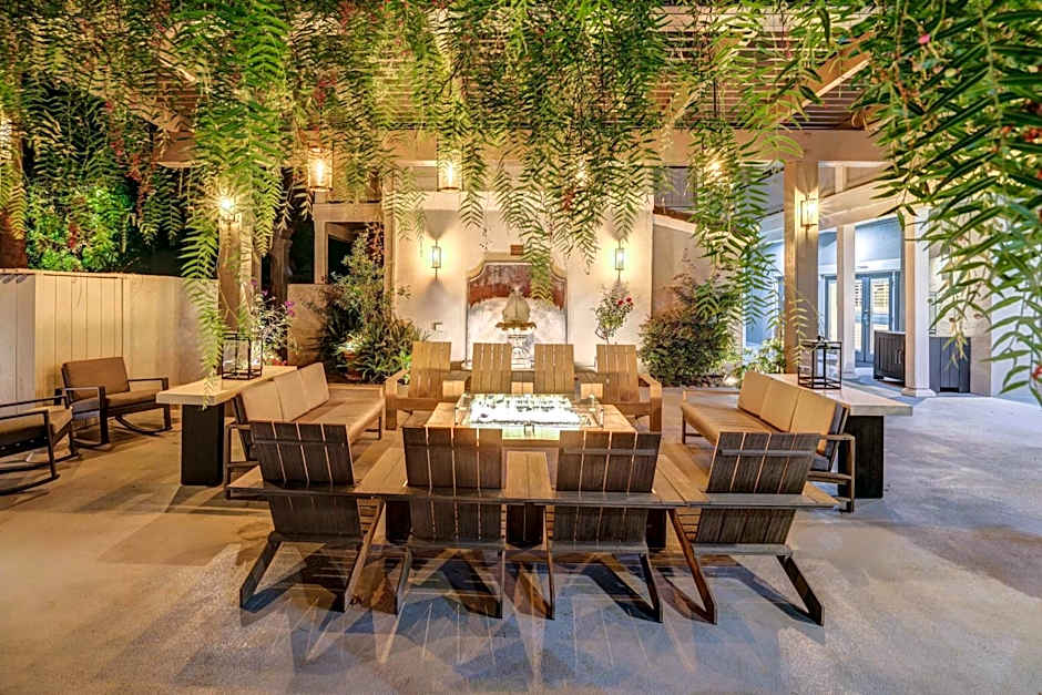 Sonoma Valley Inn, Tapestry Collection by Hilton