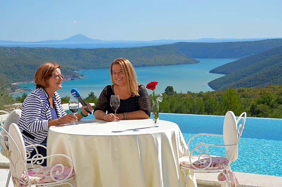 VILLA STEFANIJA small Boutique hotel&restaurant