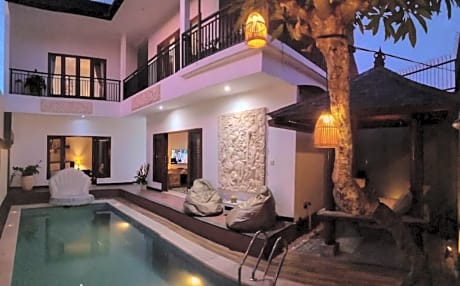 Green House Villa Kuta by Luxury Degree