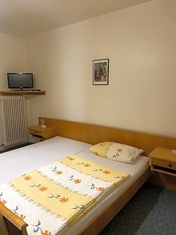 Economy Single Room