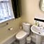 Oakwood Bed and Breakfast Heathrow