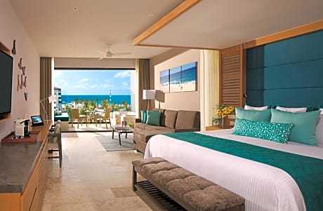 Preferred Club Junior Suite Ocean View - King bed