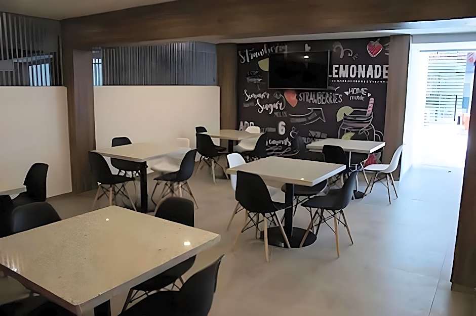 Hangar Inn Guadalajara Aeropuerto