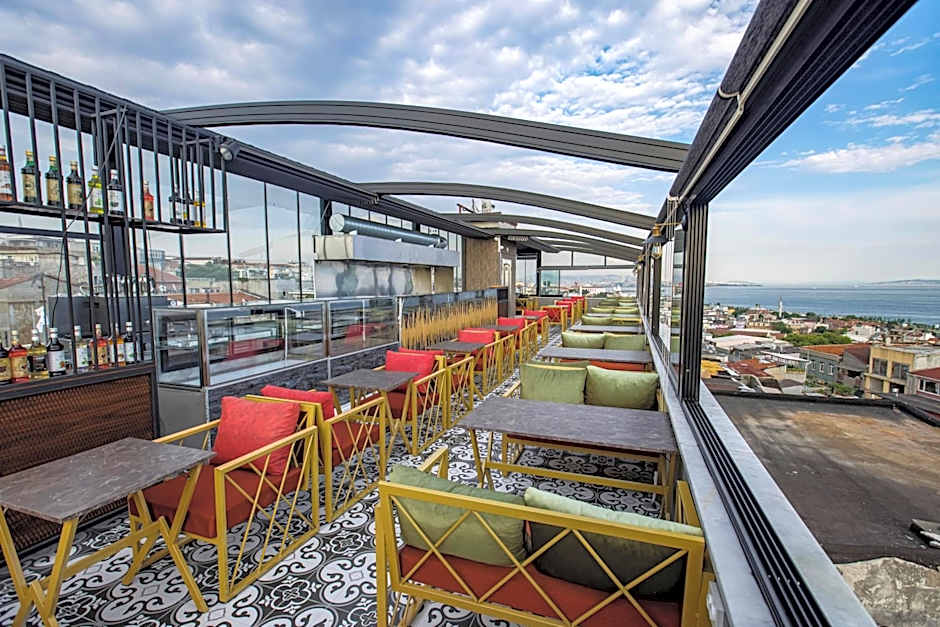 Grand Balyan Hotel & Restaurant