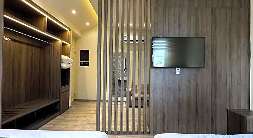 Hai Long Hotel