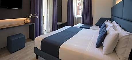 Comfort Room with Balcony