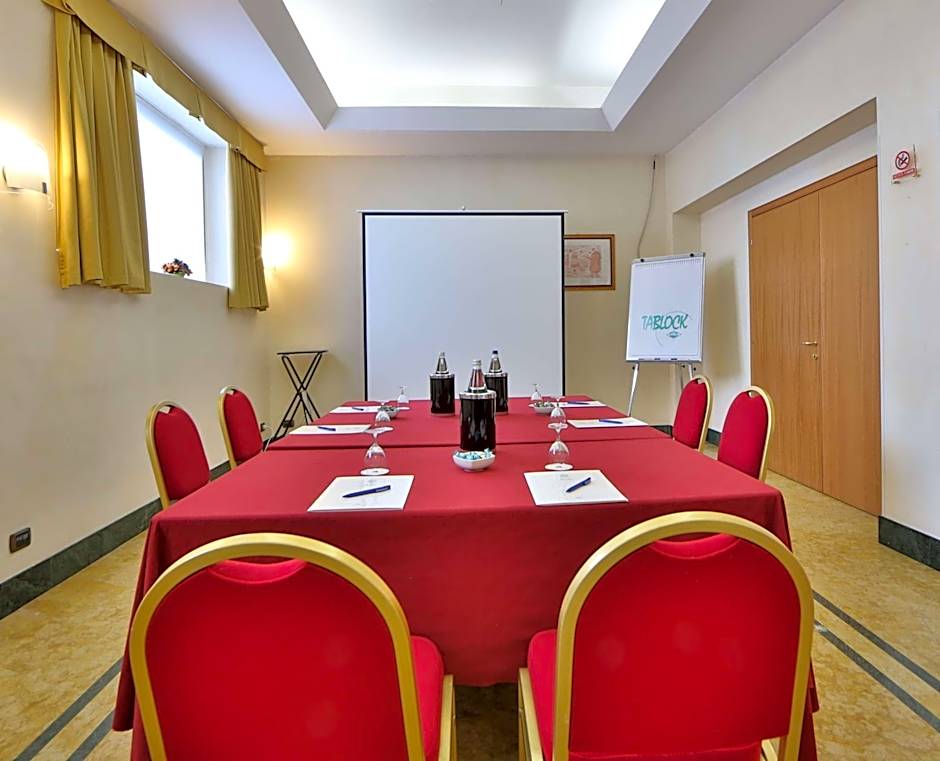 Hotel Mirage Sure Hotel Collection by Best Western