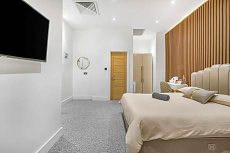 Family Room with Sky Window