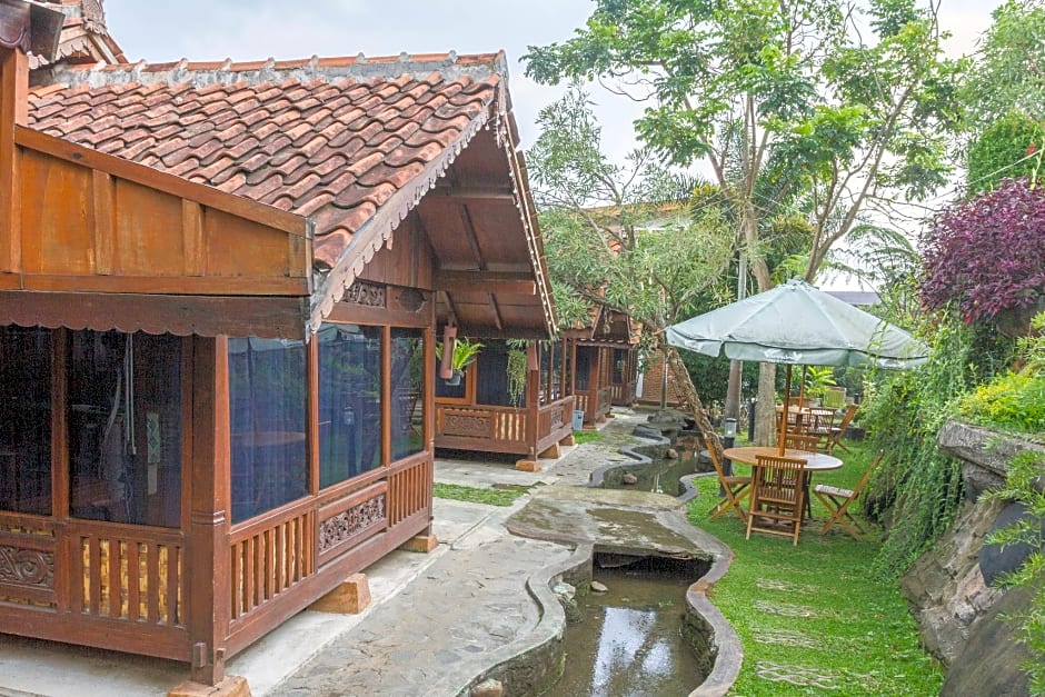 RedDoorz near Farmhouse Lembang