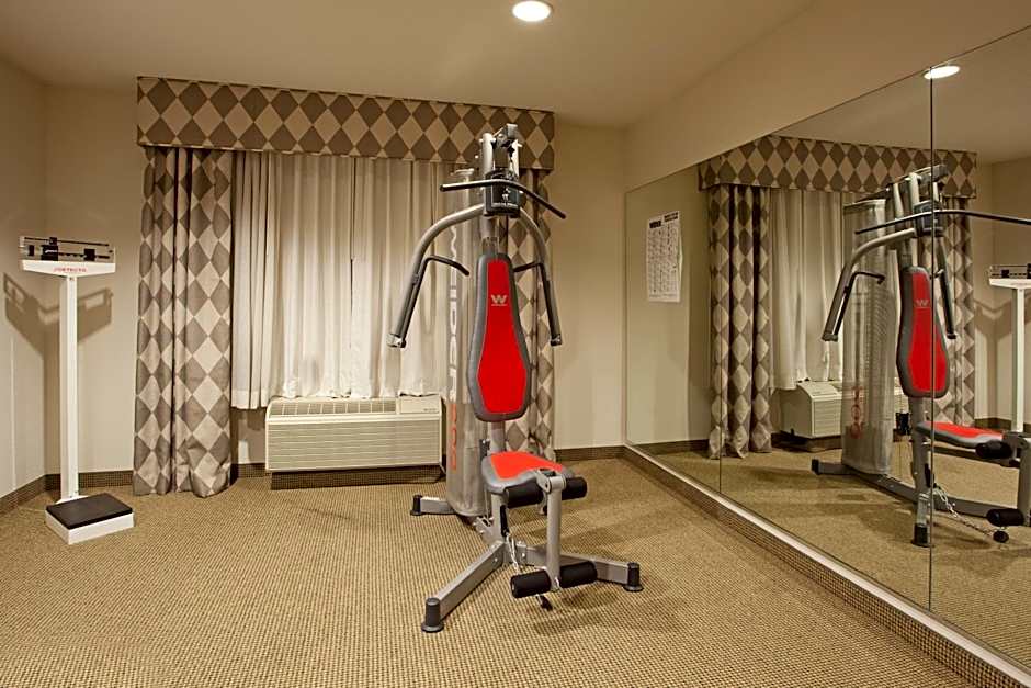 Holiday Inn Express Hotel & Suites Mebane By IHG
