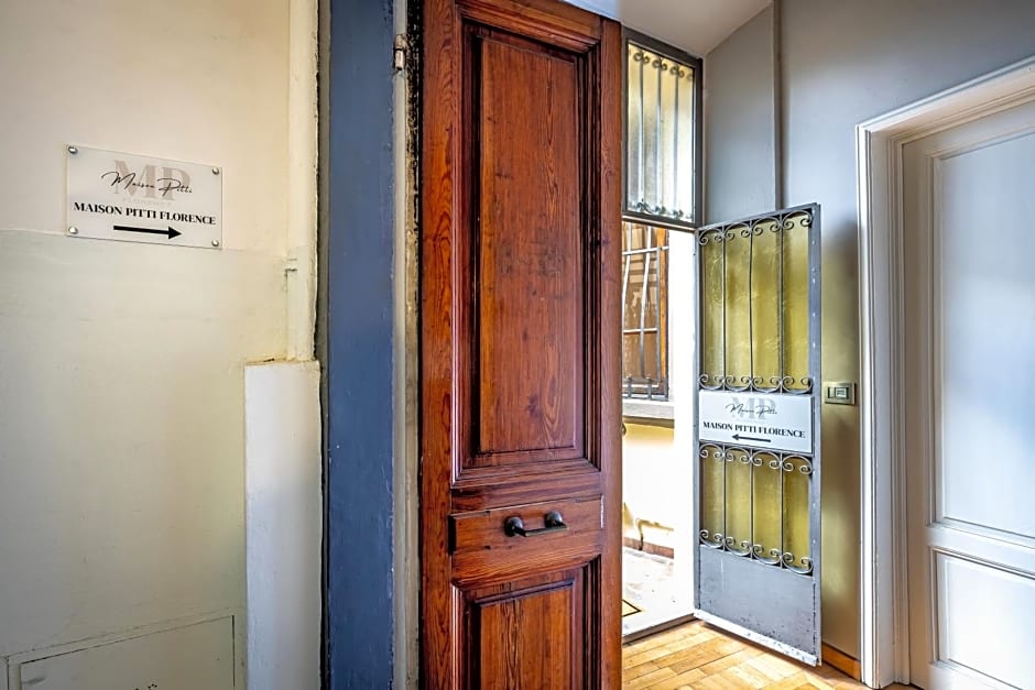 Maison Pitti Florence