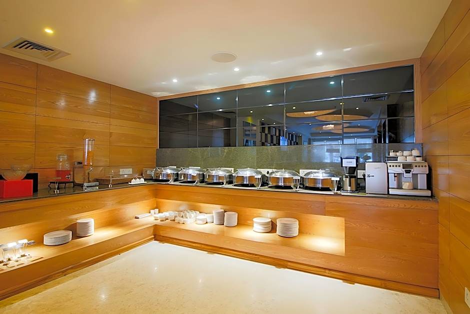 Glades Hotel Mohali - Chandigarh