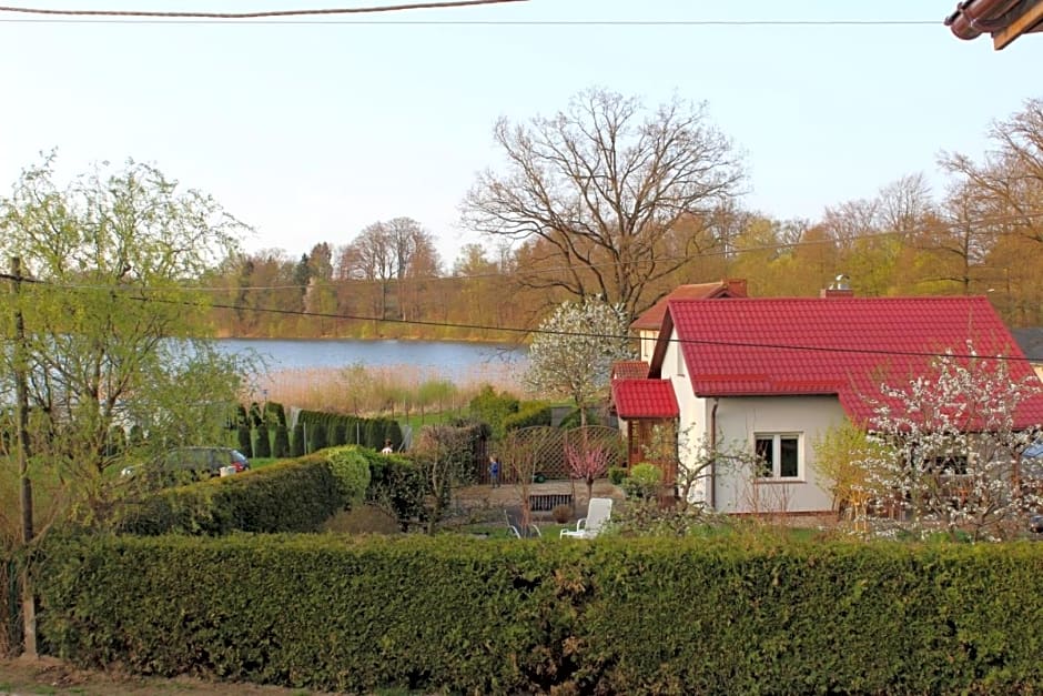 Domek nad jeziorem Bystrzyna