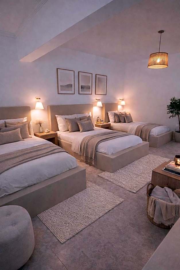 Noème Santorini