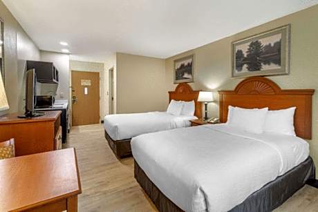 2 Double Beds Nonsmoking