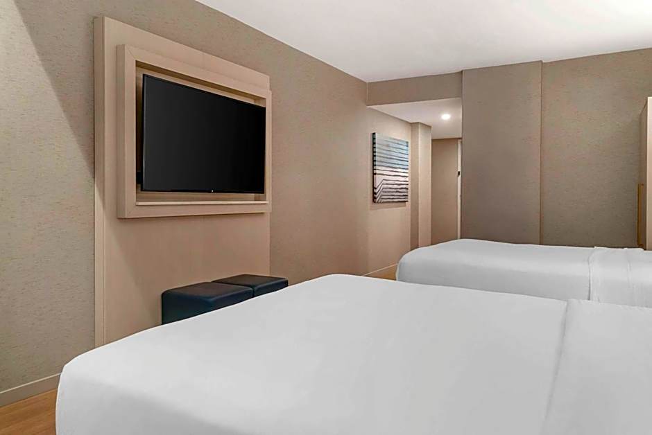 Radisson Plaza Hotel At Kalamazoo Center