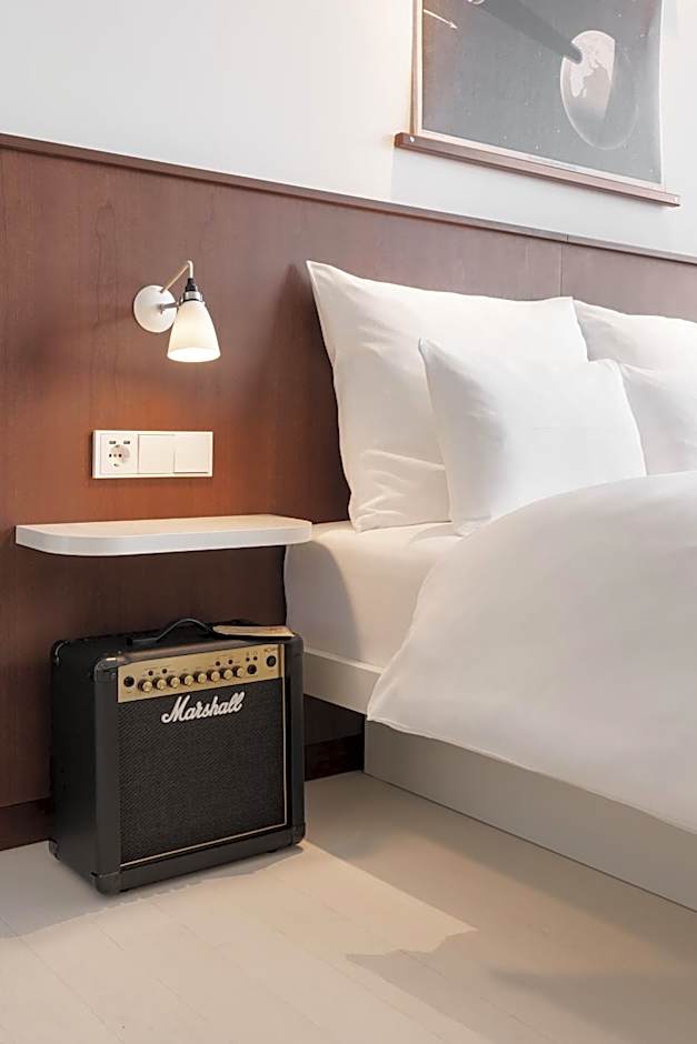 Ruby Luna Hotel Dusseldorf
