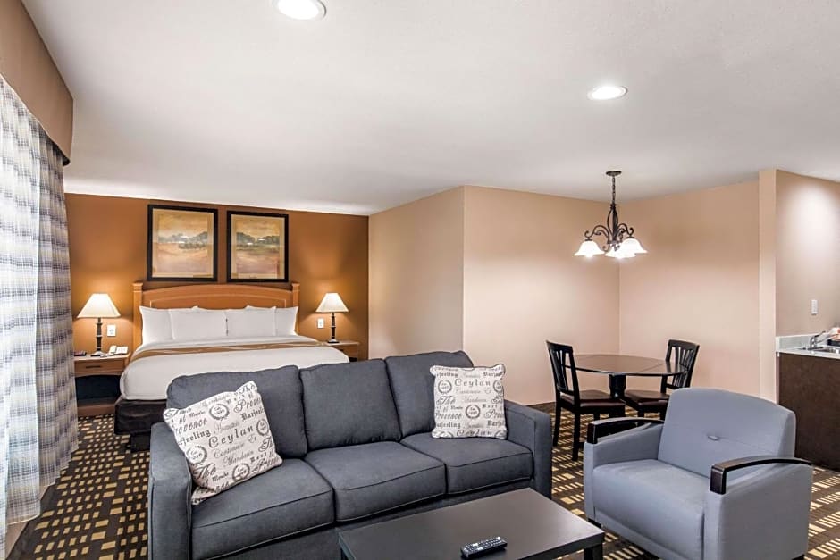 Quality Inn & Suites Plano