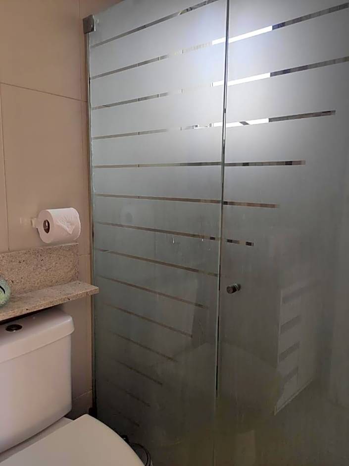 Em Ondina, atravessou praia! Subiu escada piscina!