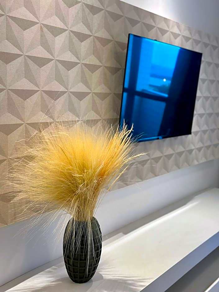 (216) Clean Beach - Near The Beach