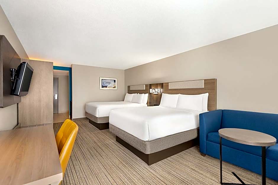 Holiday Inn Express Hotel & Suites Fredericksburg By IHG