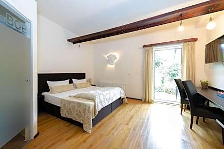 Double Room with Terrace