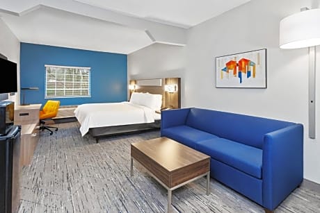 Double Suite - Mobility Access Tub/Non-Smoking