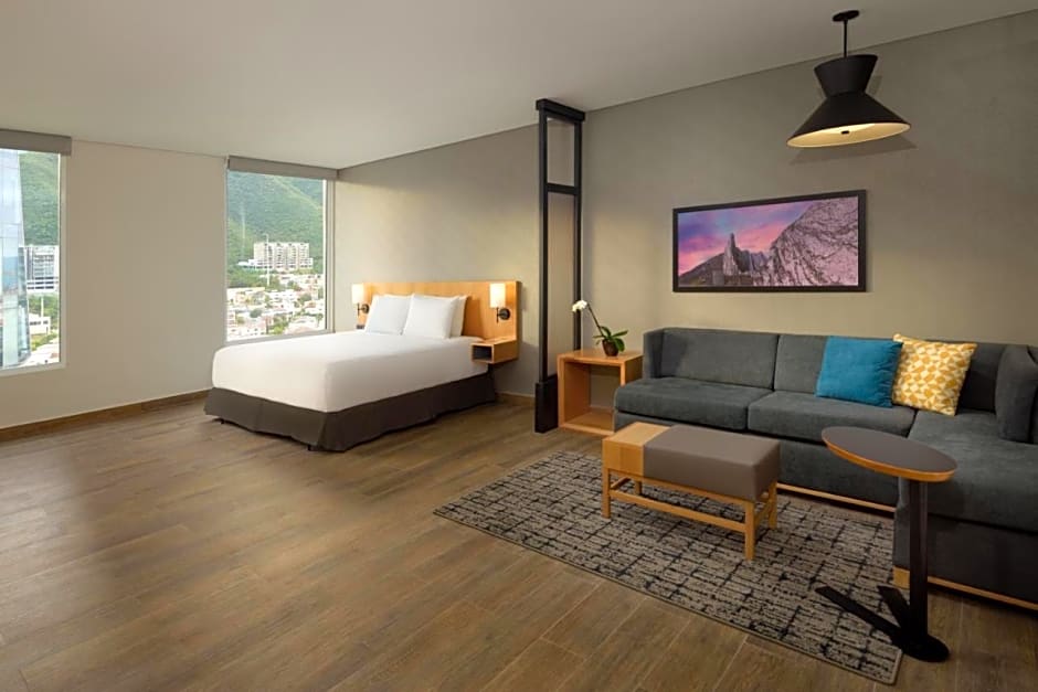Hyatt Place Monterrey Valle