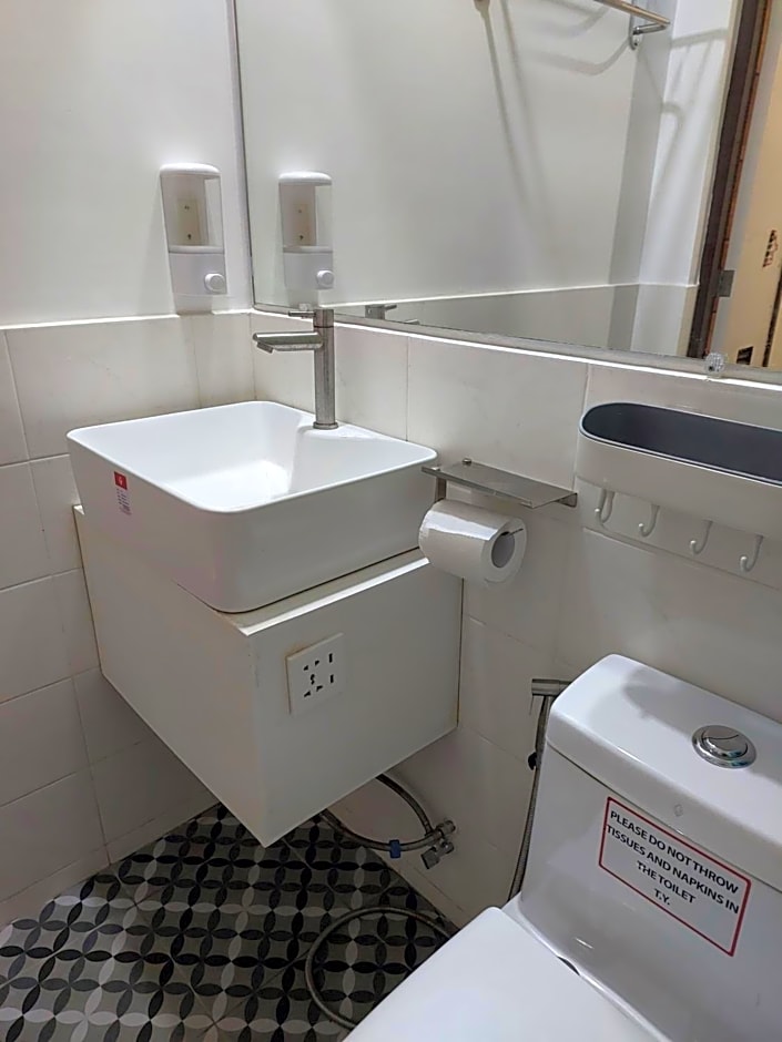 Apartelle near Philippine Arena