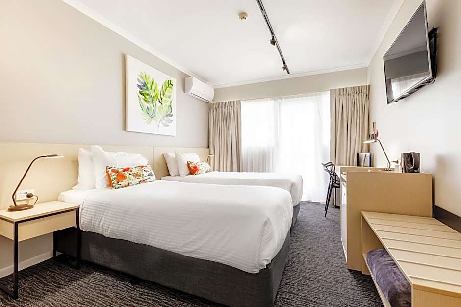 Nightcap at Findon Hotel