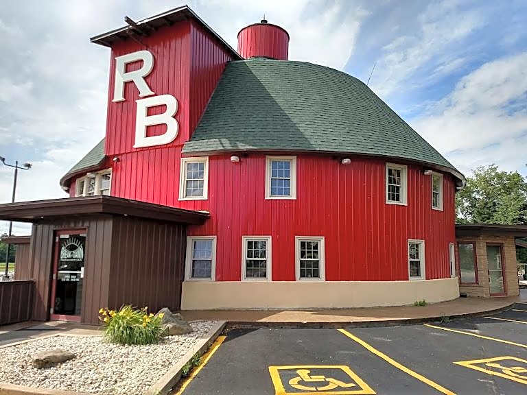 Round Barn Lodge