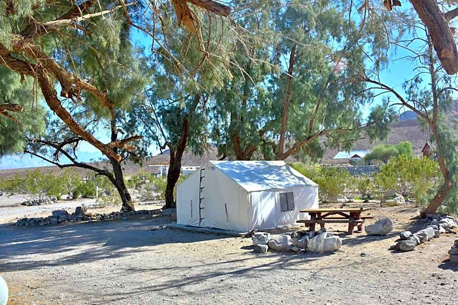 Panamint Springs Motel & Tents