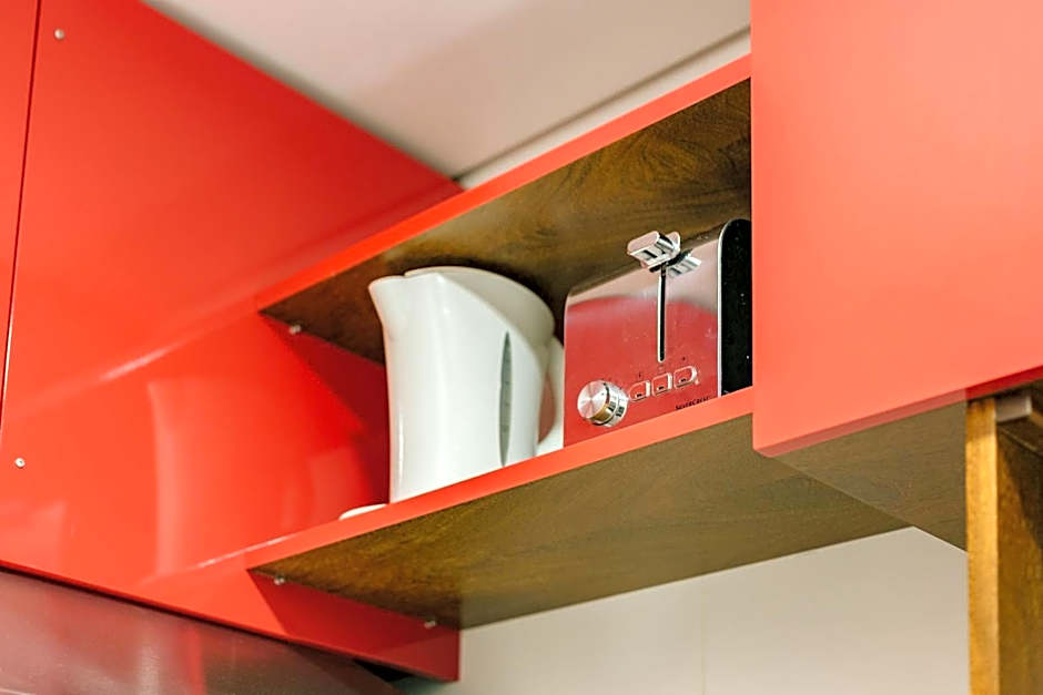 Rent4Rest Estoril Beachfront Apartments